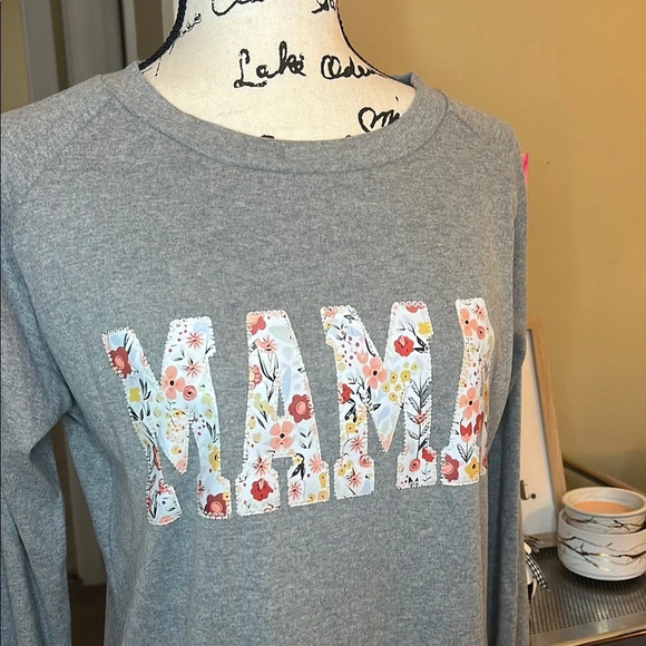 Gray ‘Mama’ Floral Print Long Sleeve Teeshirt - Picture 4 of 5